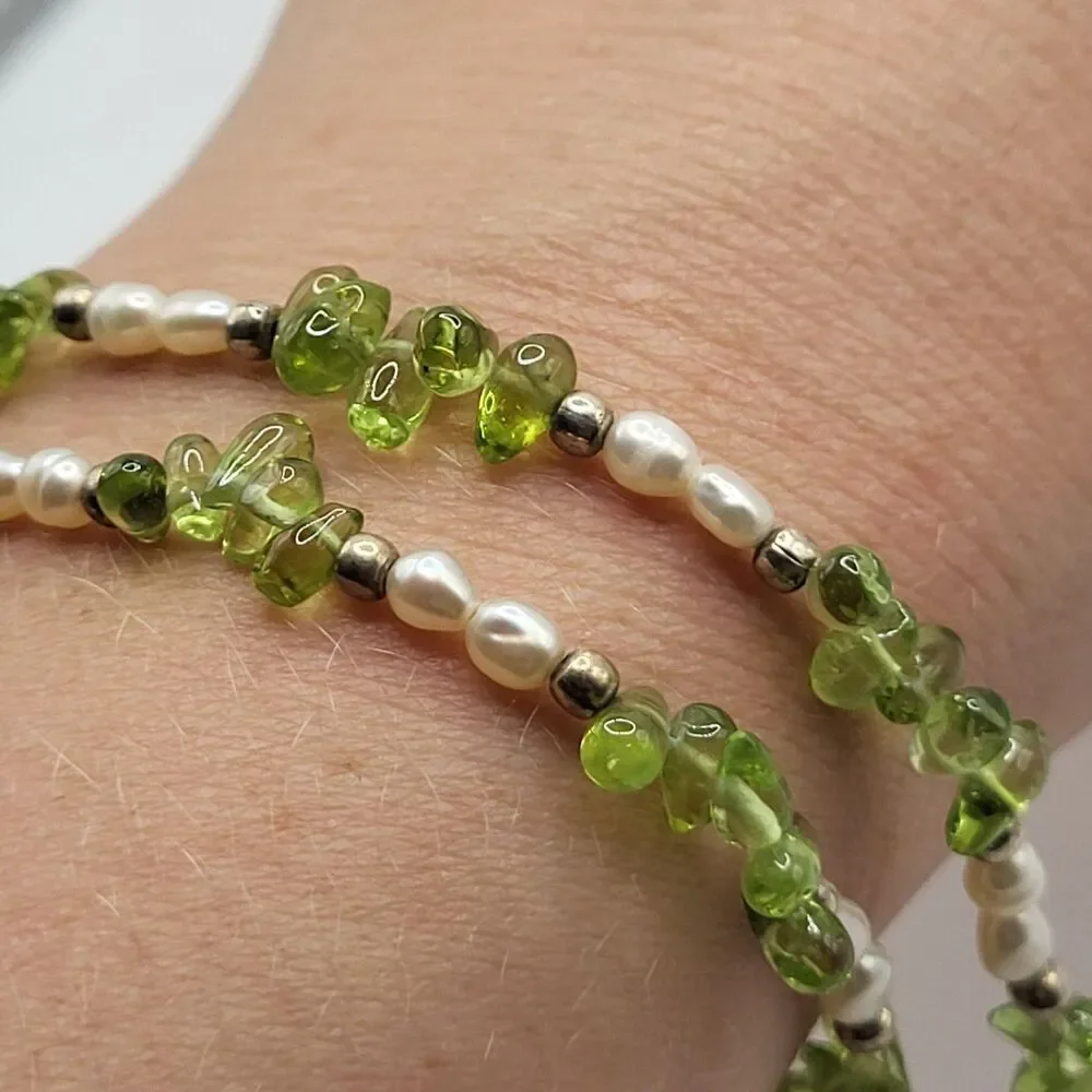 Gorgeous Peridot and Freshwater Pearl Sterling Silver Bracelet 9in